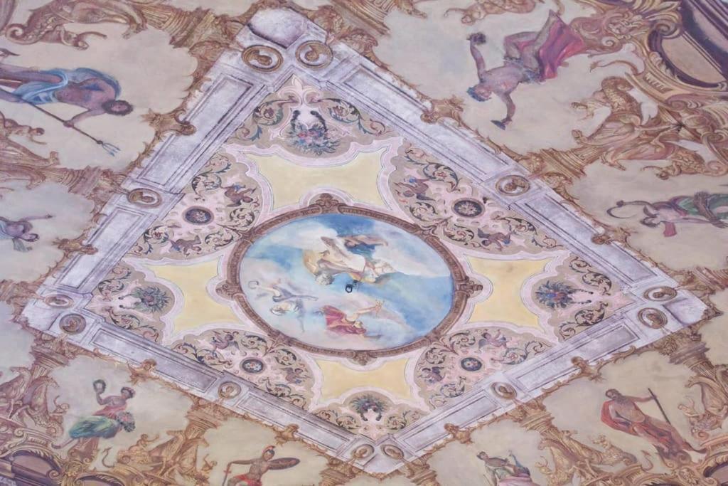 Splendido Appartamento XVIII Secolo Turin Exterior photo
